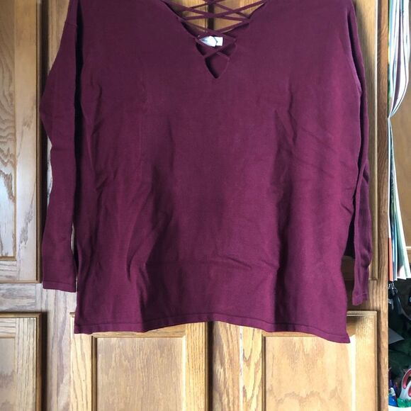 Silence + Noise Oversized Lace Up Long Sleeve V-Neck Sweater Red - S - Picture 5 of 14